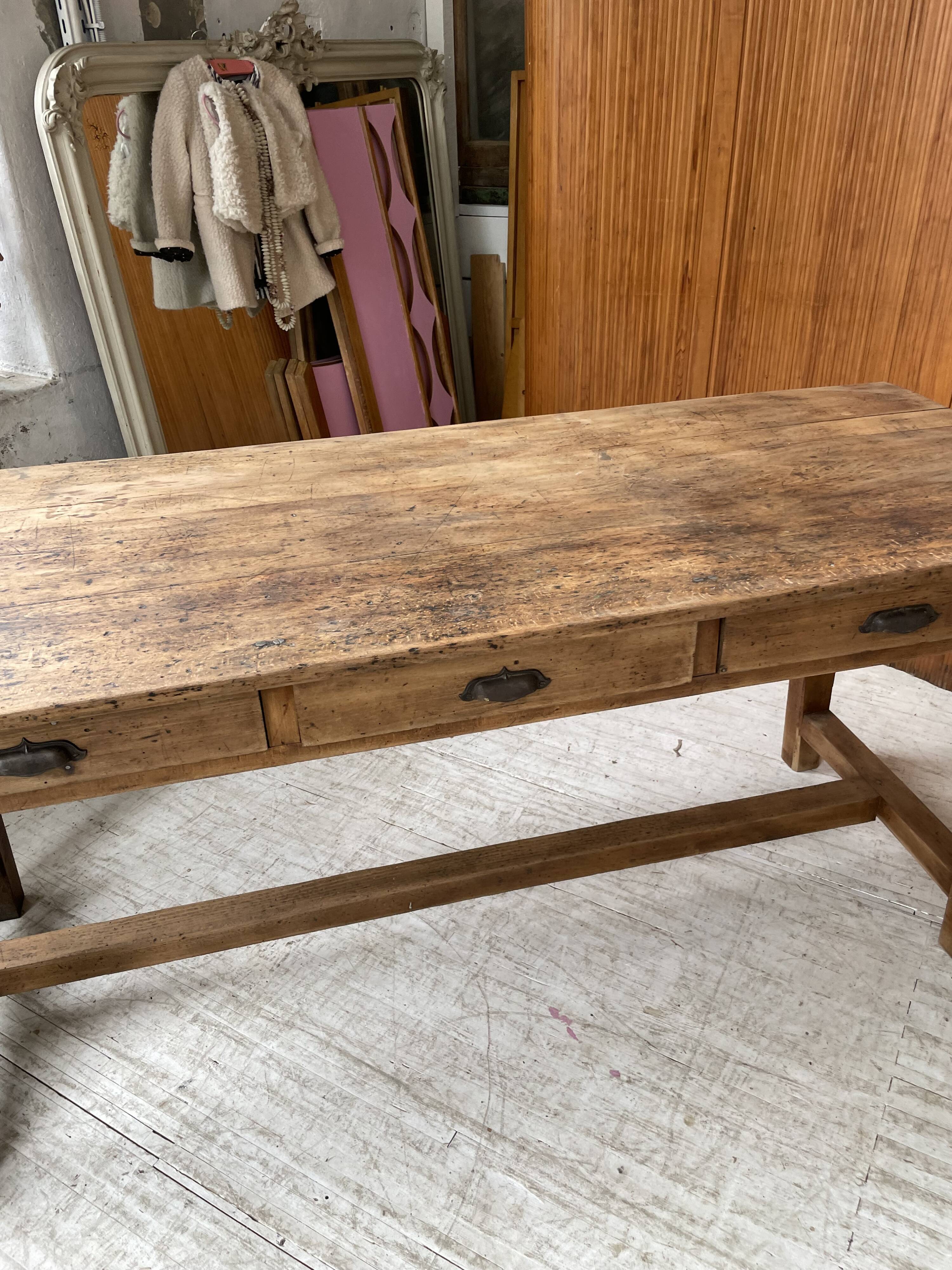 Oak island farmhouse table 2m