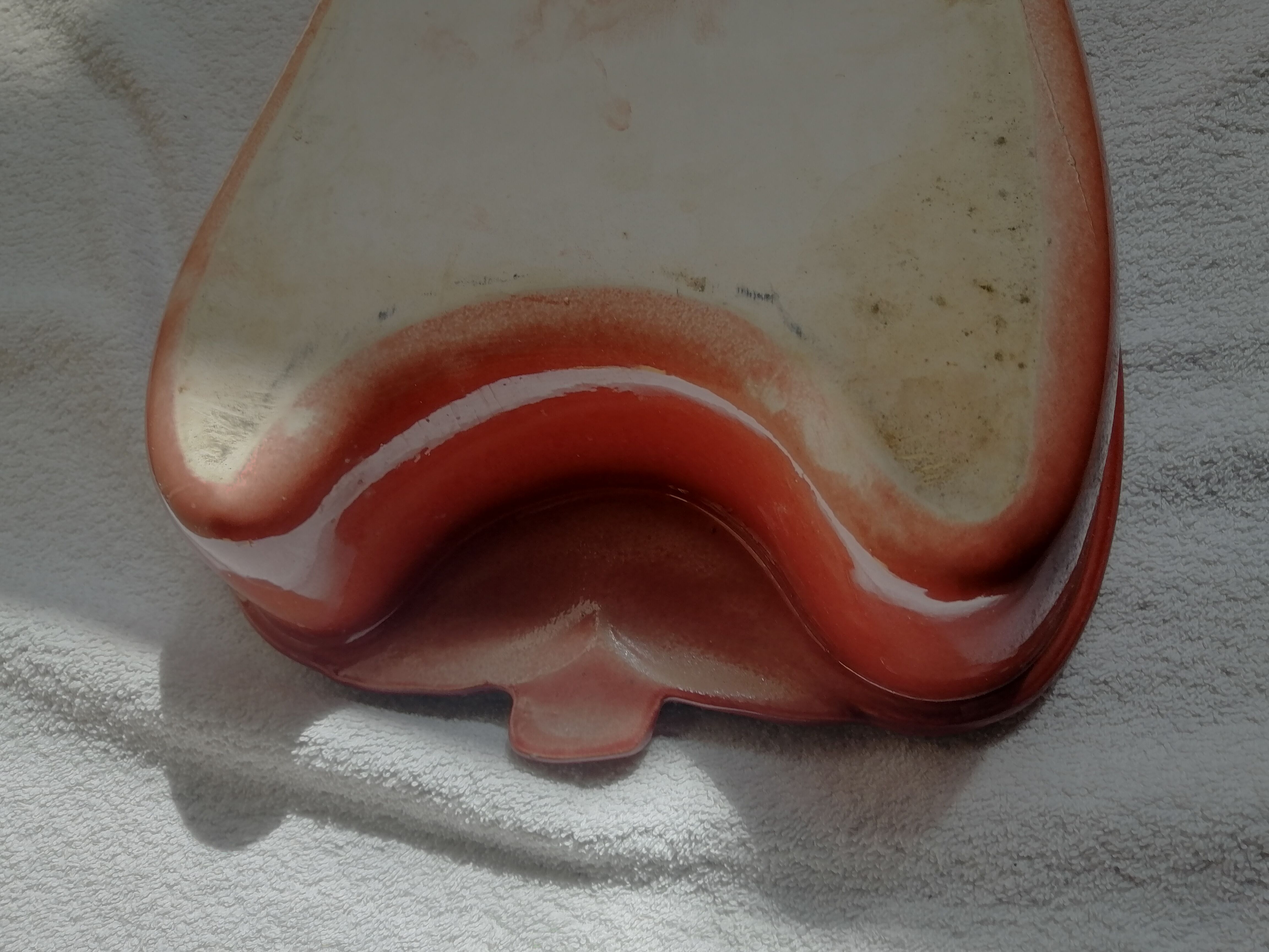 EMPTY DISH POCKET CERAMIC SLIP