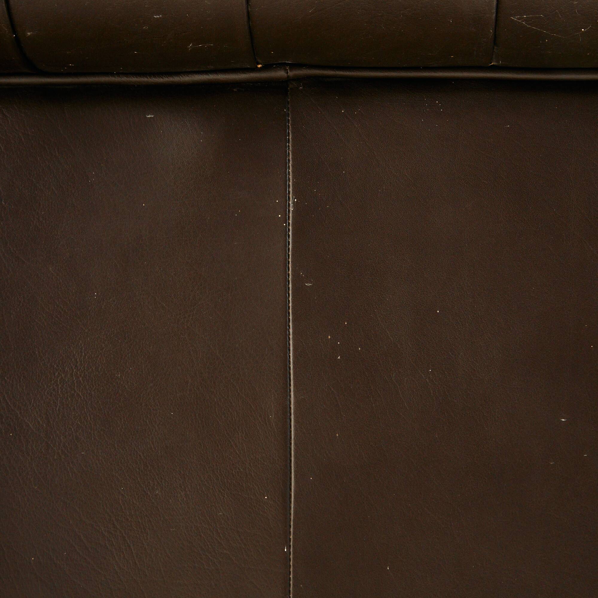 Chesterfield-style leather sofa set, set of 3