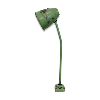 Lampe de table industrielle verte, années 1960