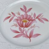 Porcelain dessert plates with pink flower patterns