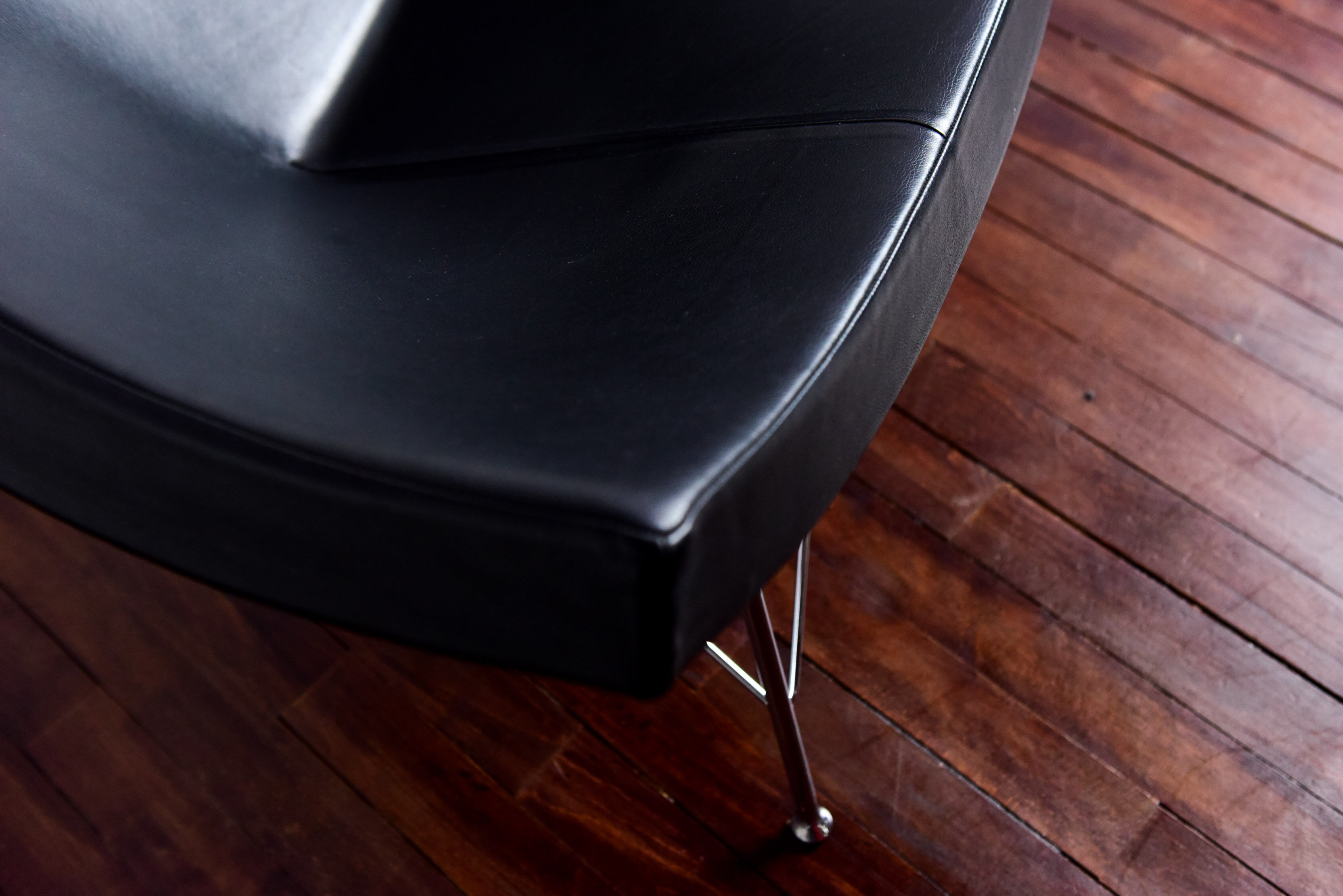 Coconut chair designed by George Nelson