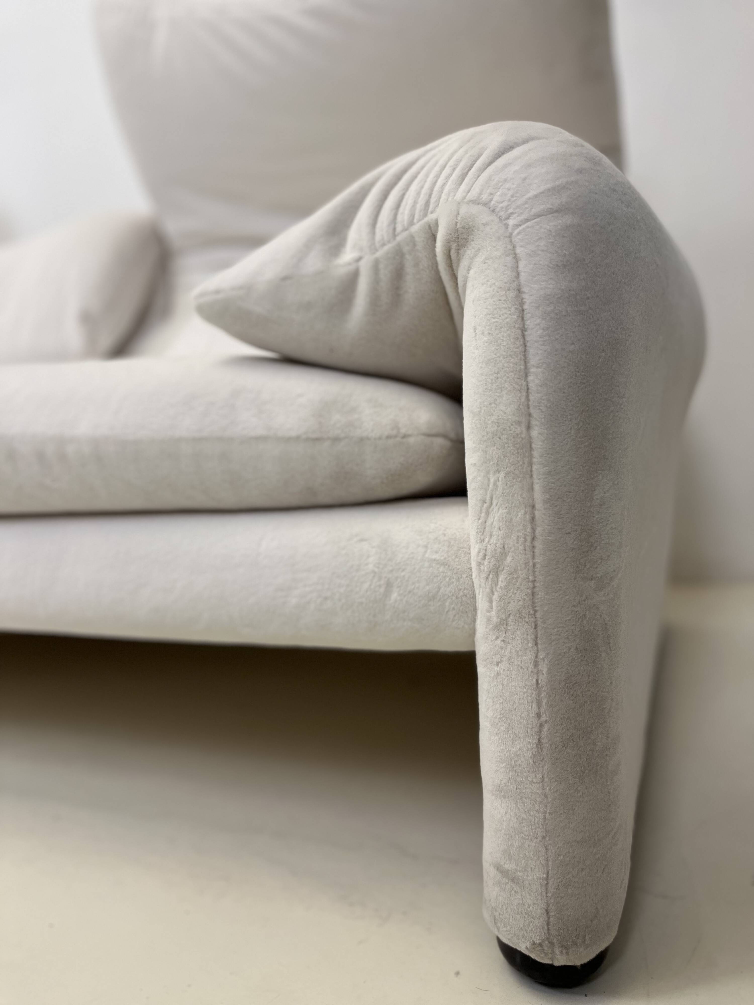 Sofa Maralunga by Vico Magistretti for Cassina