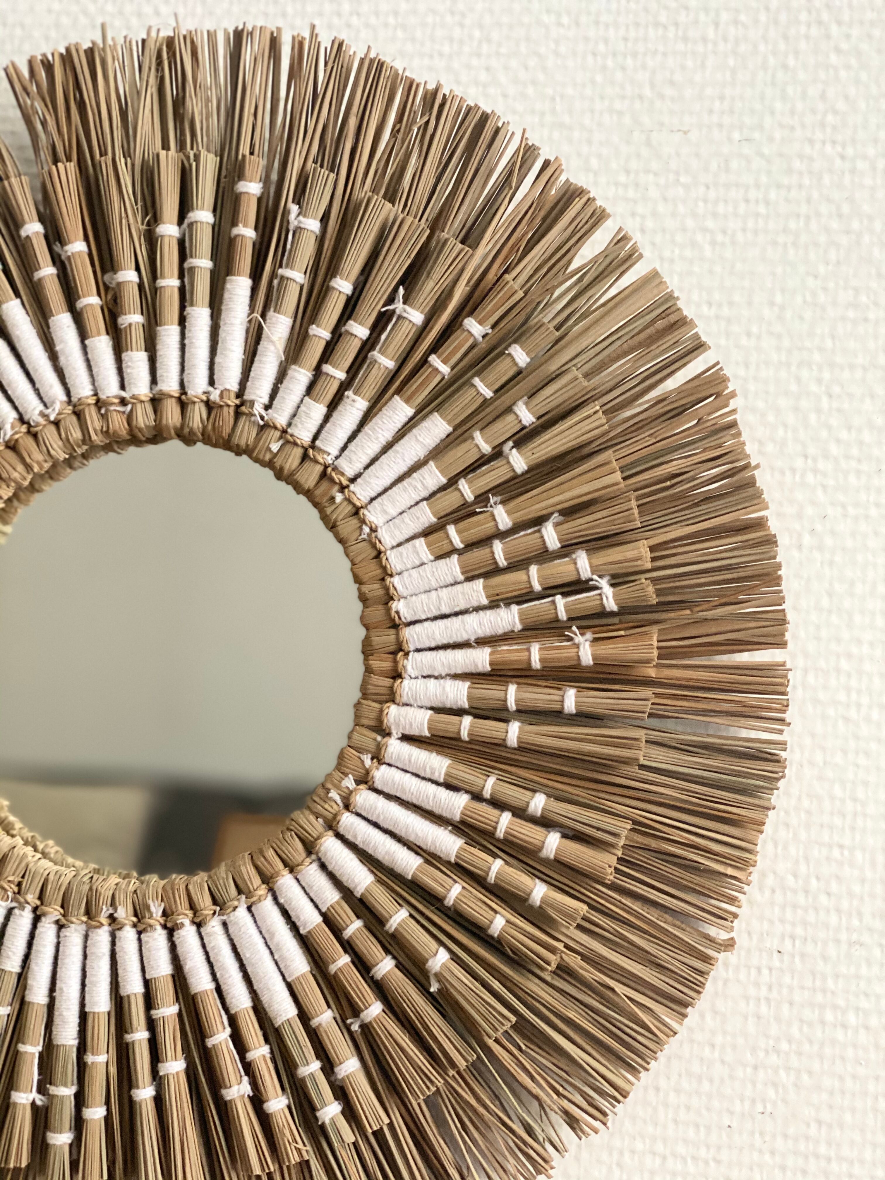 Mirror sun raffia white 40cm