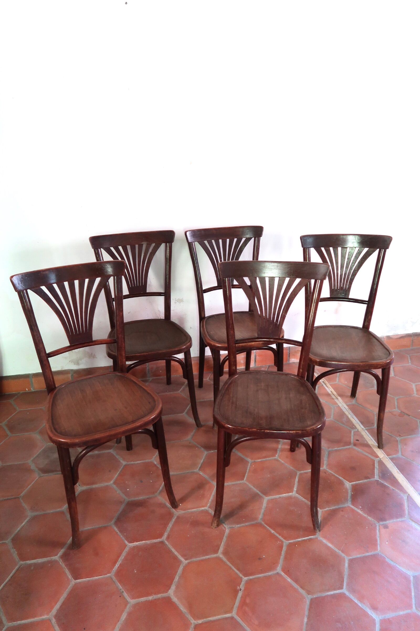 Lot de 5 chaises bistrot