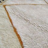 Handmade wool rug, size 150 x 250 cm