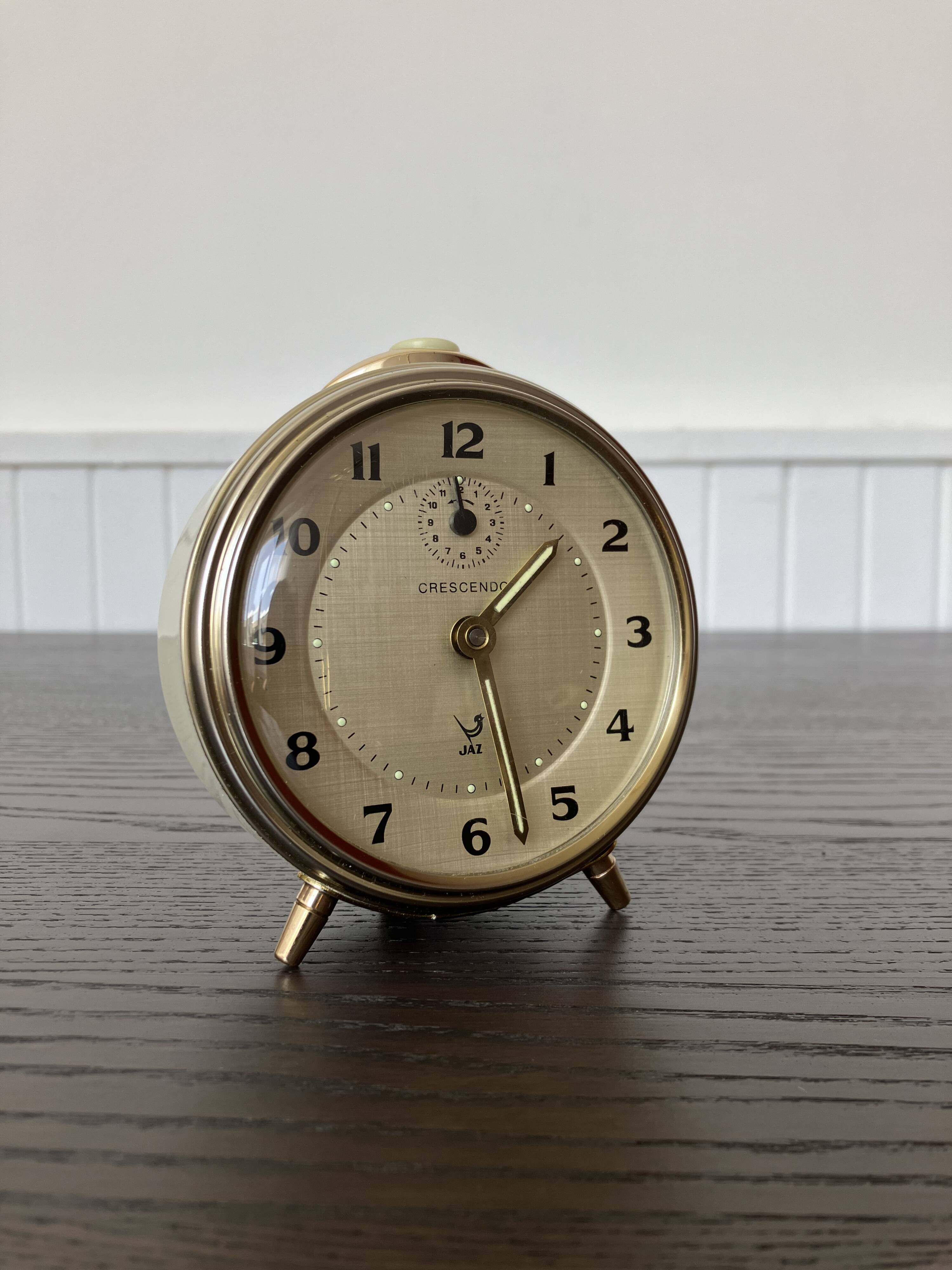 Cream and gold Jaz Crescendo alarm clock