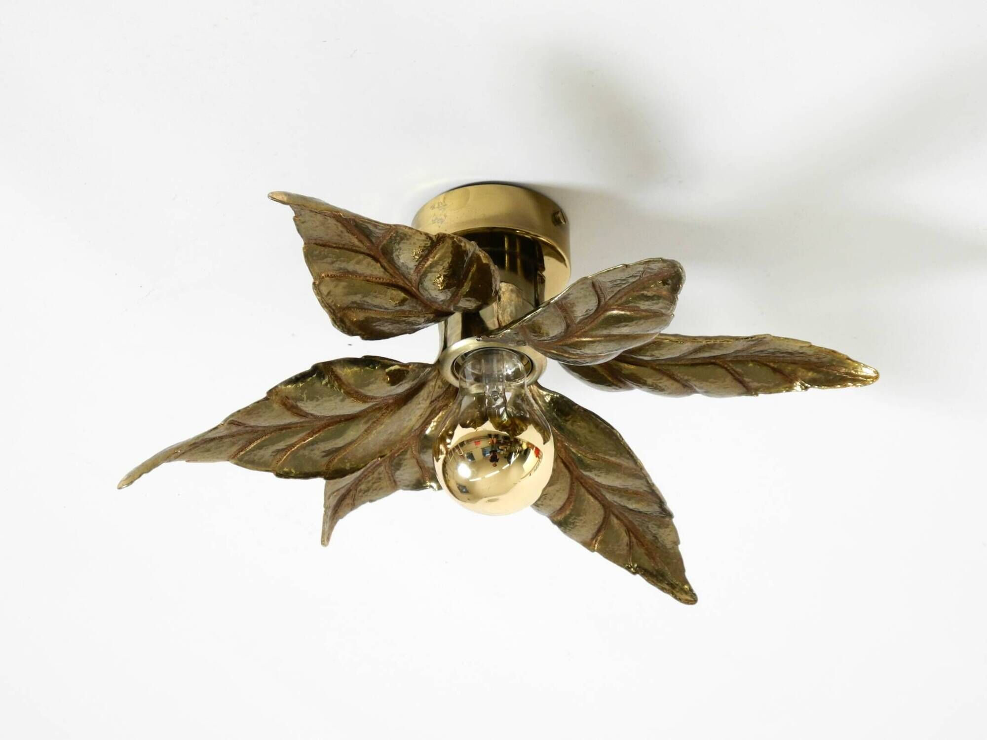 Beautiful brass ceiling or wall lamp from the 1970s by Willy Daro