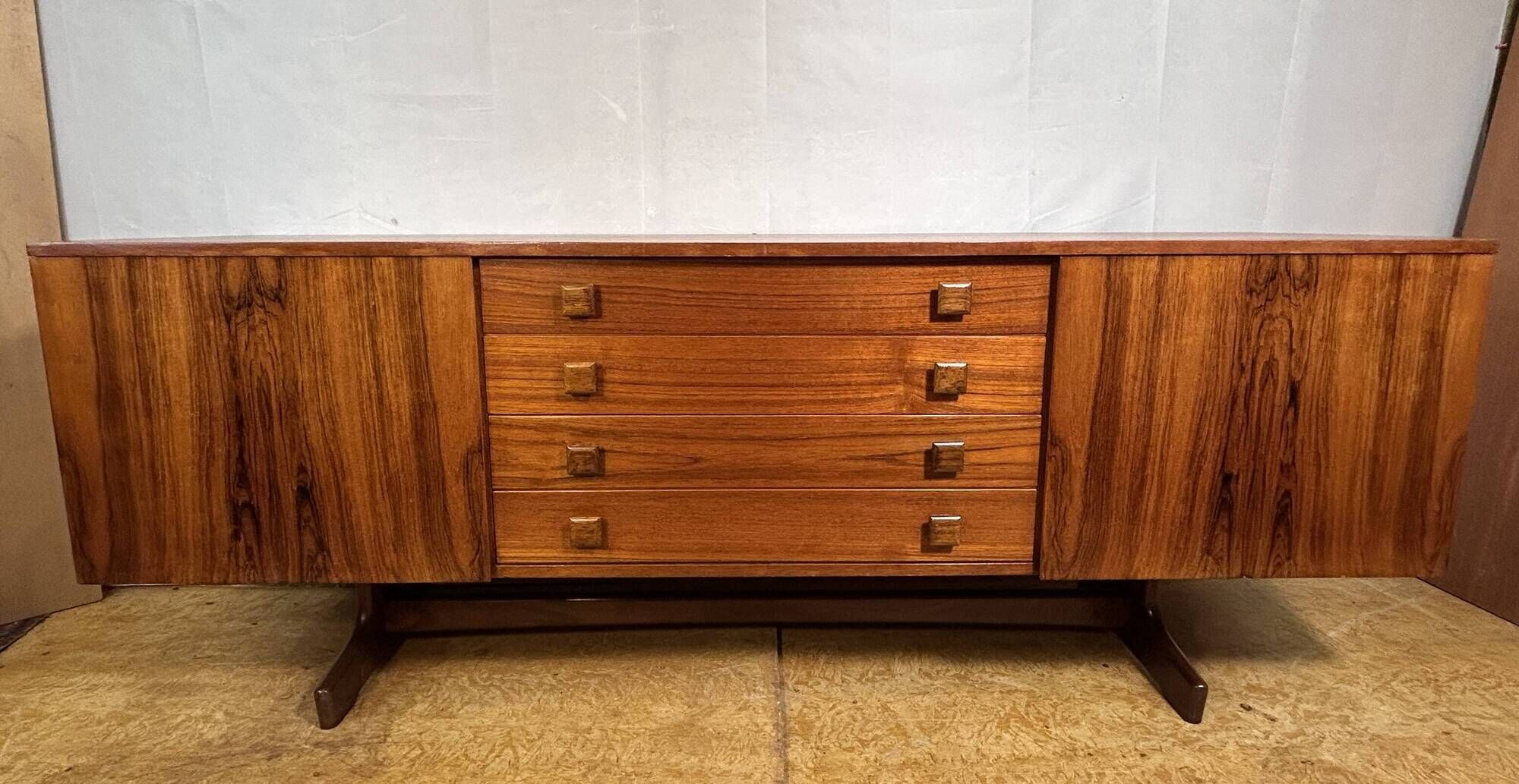 Enfilade en teck et palissandre par Vanson, 1960