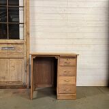 Children's desk in oak