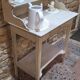 Table de toilette