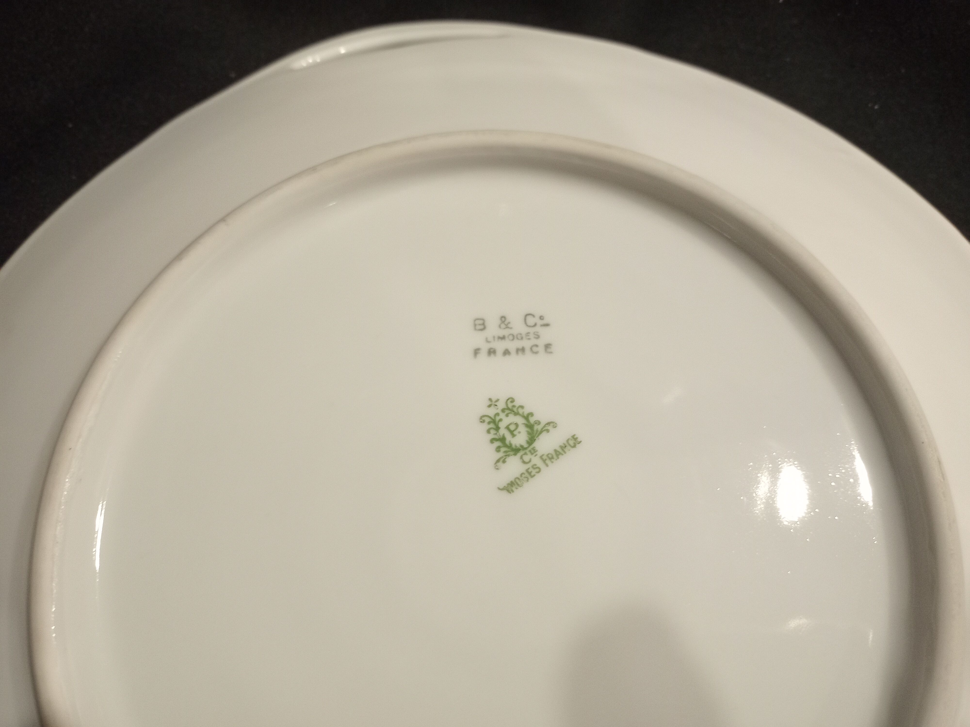 Service à dessert 15 pièces en porcelaine de  Limoges