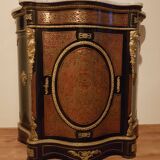 Authentic chest of drawers