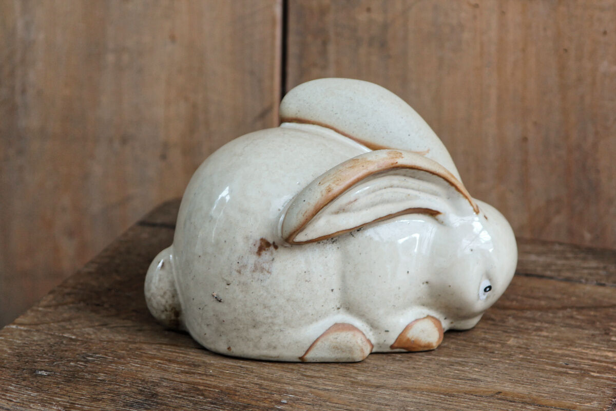 Ceramic rabbit