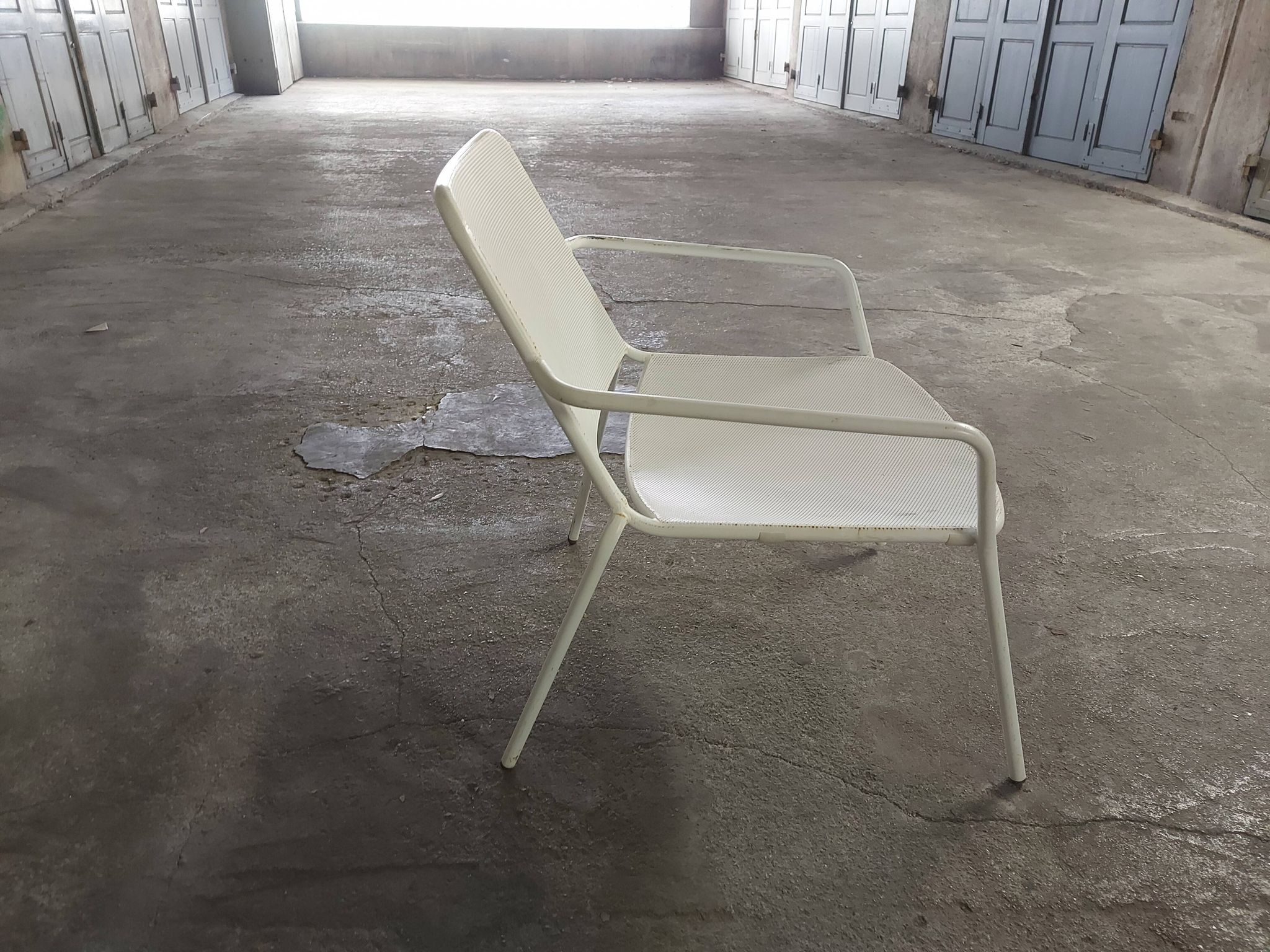 Fauteuil en métal de jardin vintage