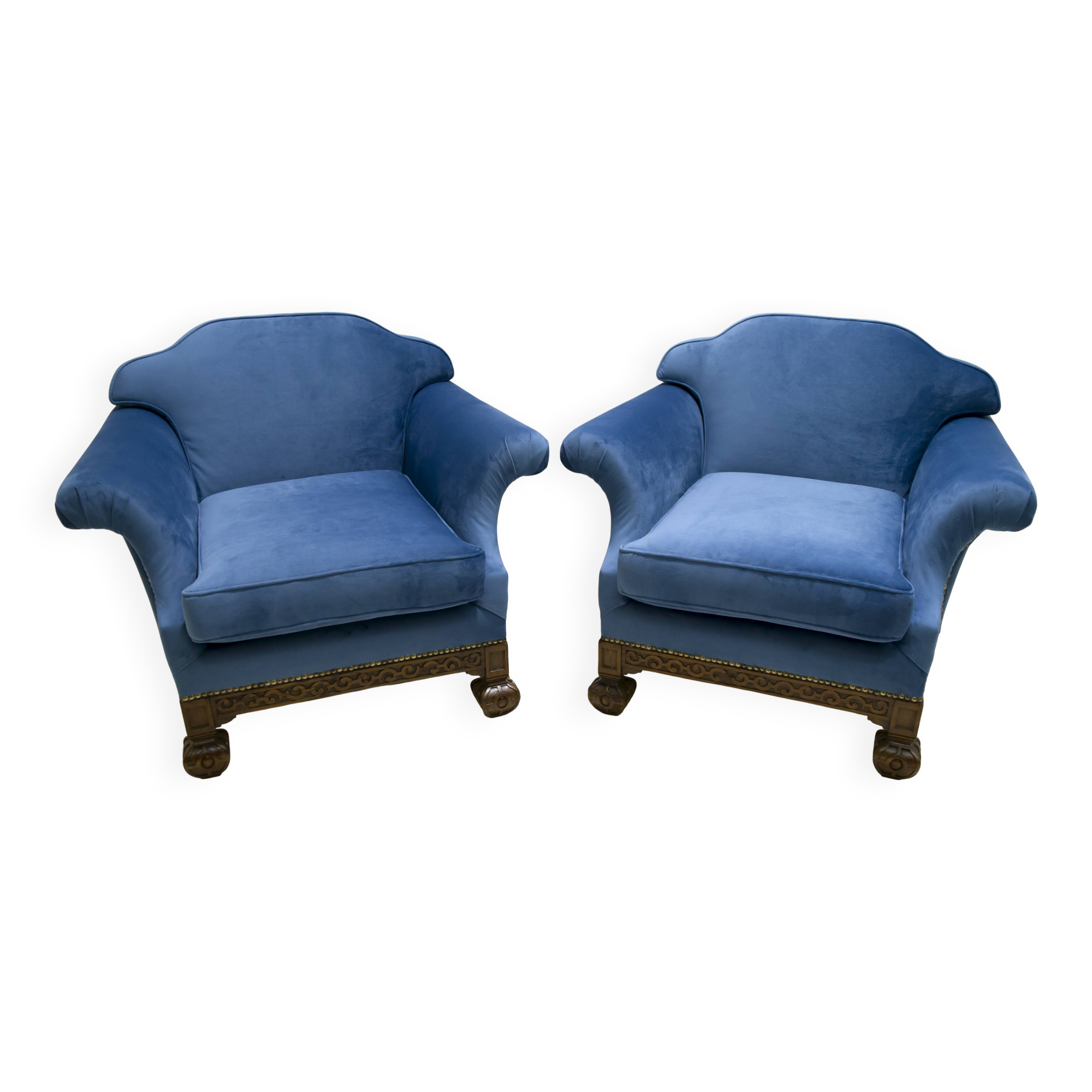Pair of 19th Century Neo Renaissance Oak and Blue Velvet Italian Armchairs