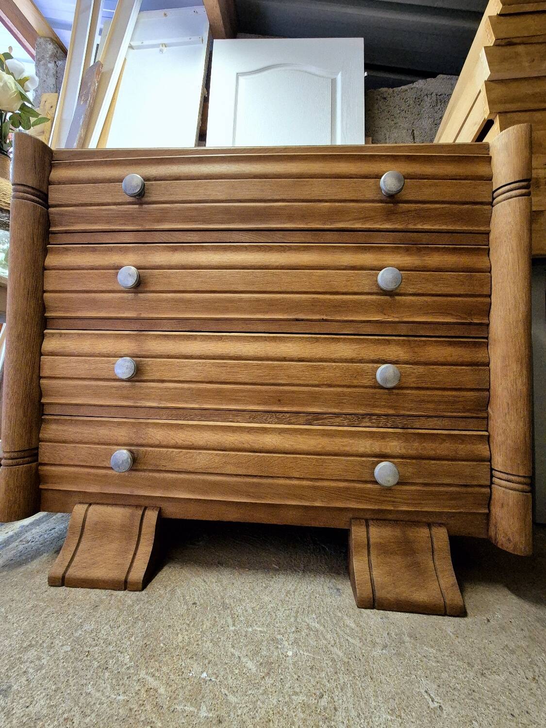 Commode vintage
