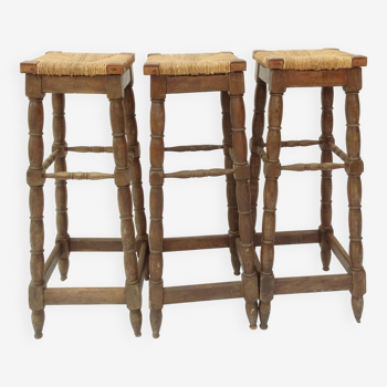 Lot 3 tabourets  haut en bois et paille