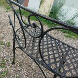 Banc de jardin en fer ancien