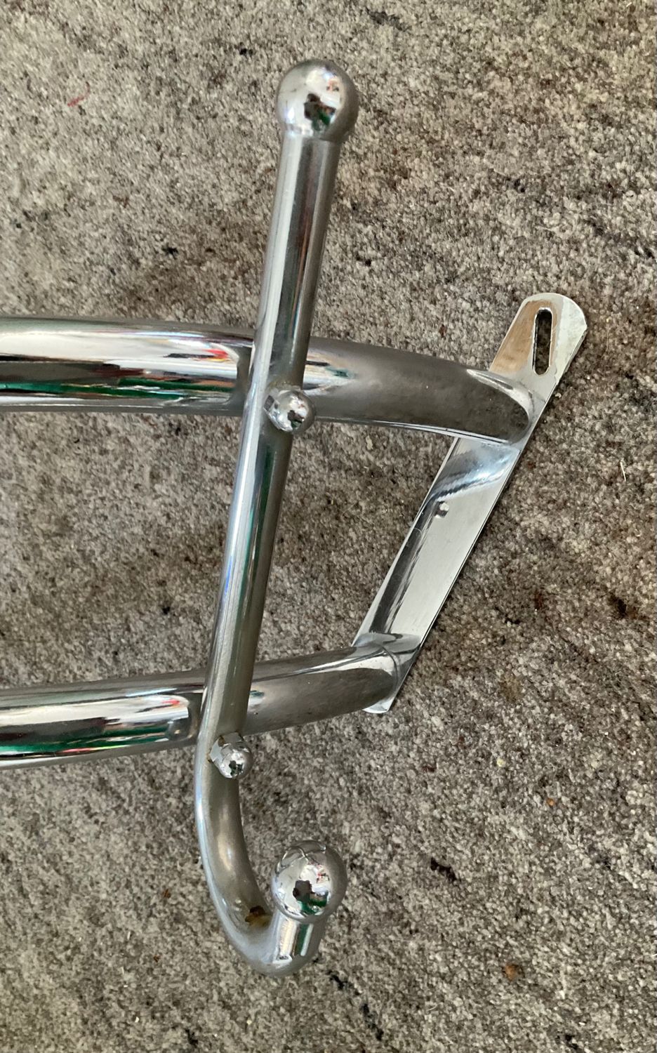 Circular chromed metal coat rack from the 50s-60s