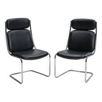 Pair of Cantilever Leather Chairs by Mauser Werke Waldeck, West Germany, 19