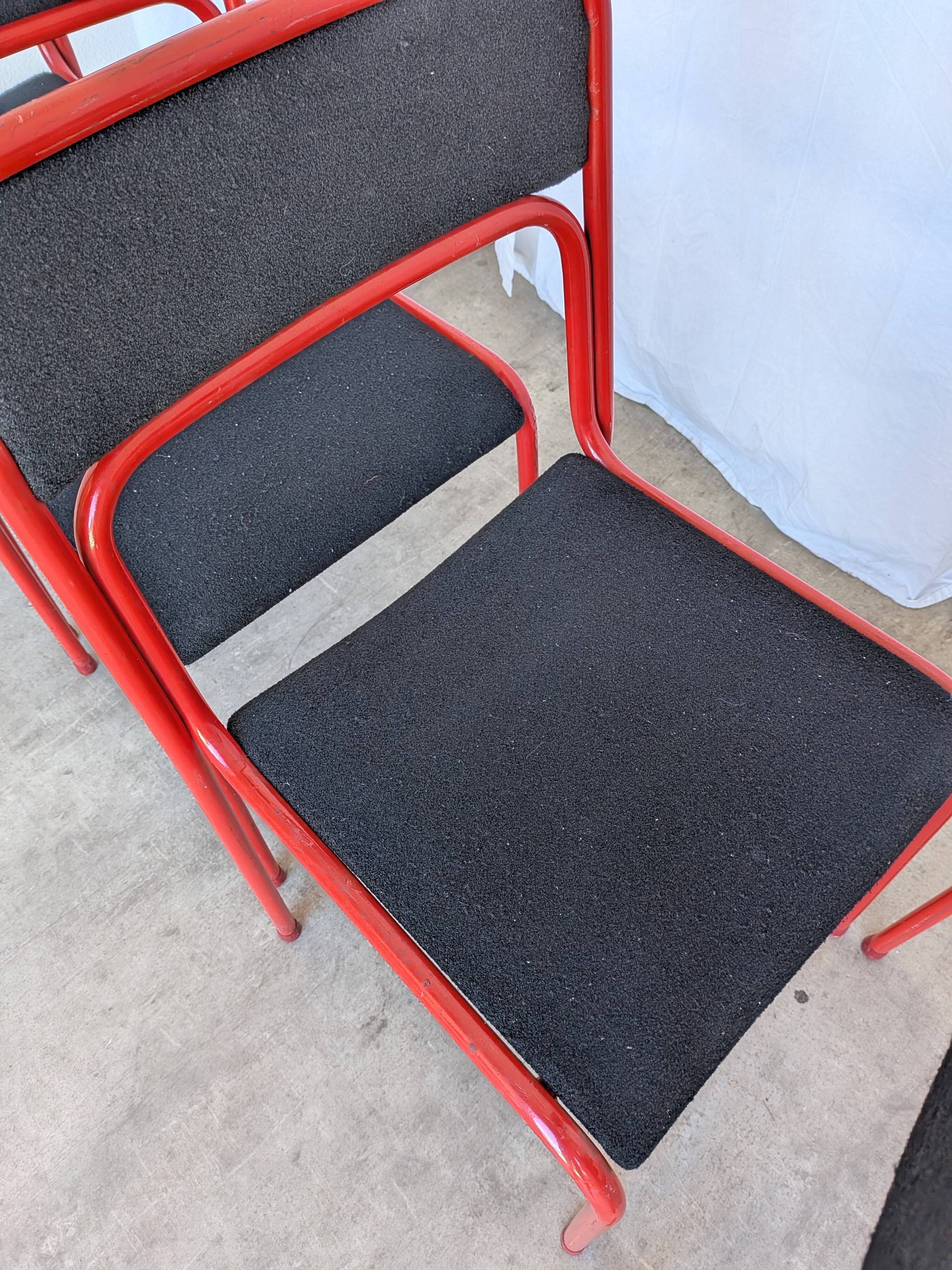 Set of 6 red & black metal chair: space age stackable dining chair baša