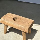 Side table in blond teak openwork tray