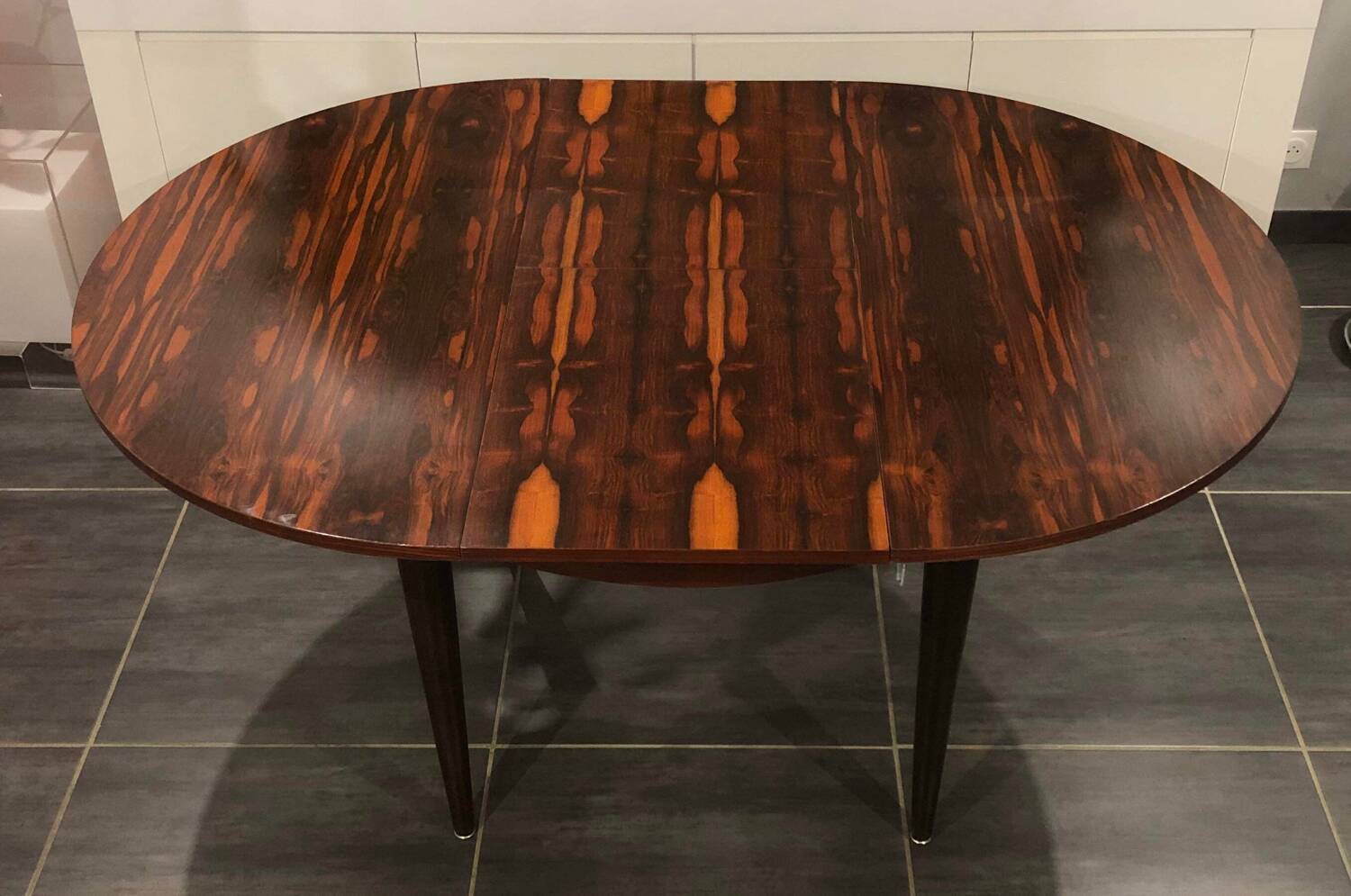 Scandinavian extendable round table in rosewood, 1960s