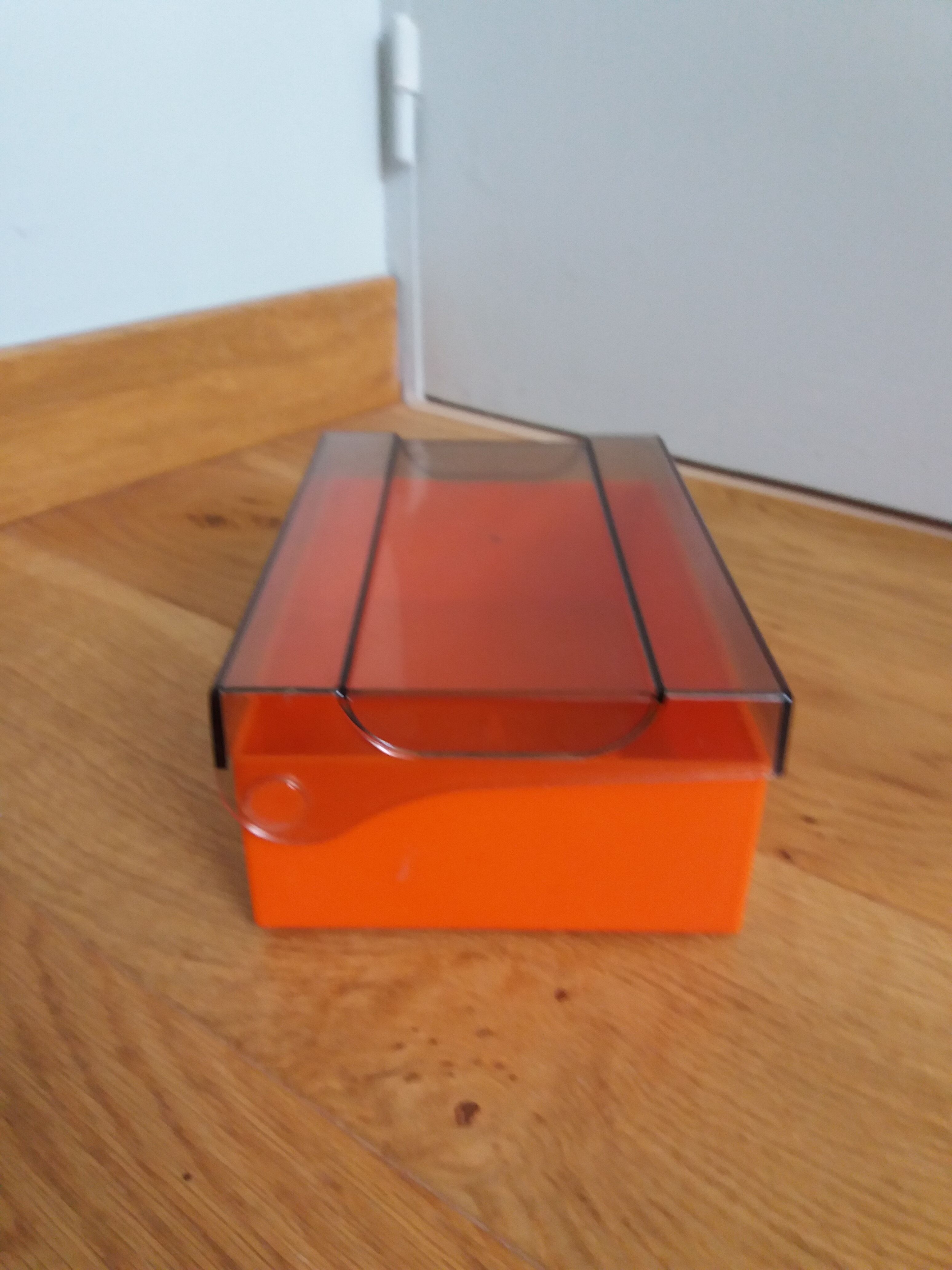 Sugar box 70s orange