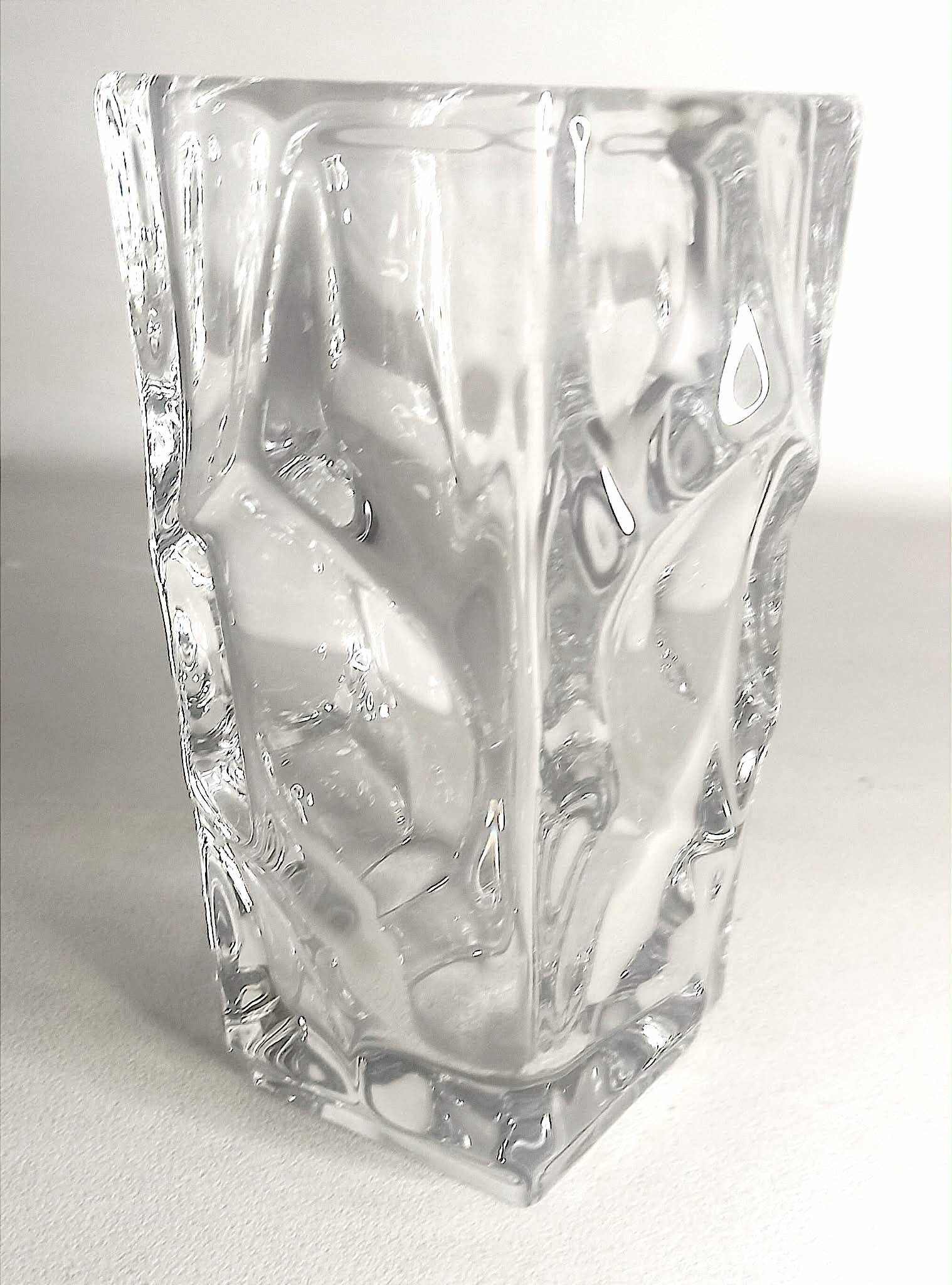 Crystal vase from Vannes, 1950s, height 21 cm.