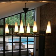 Lustre 6 feux Mid-Century - Opaline et laiton - Style Lunel - Arlus