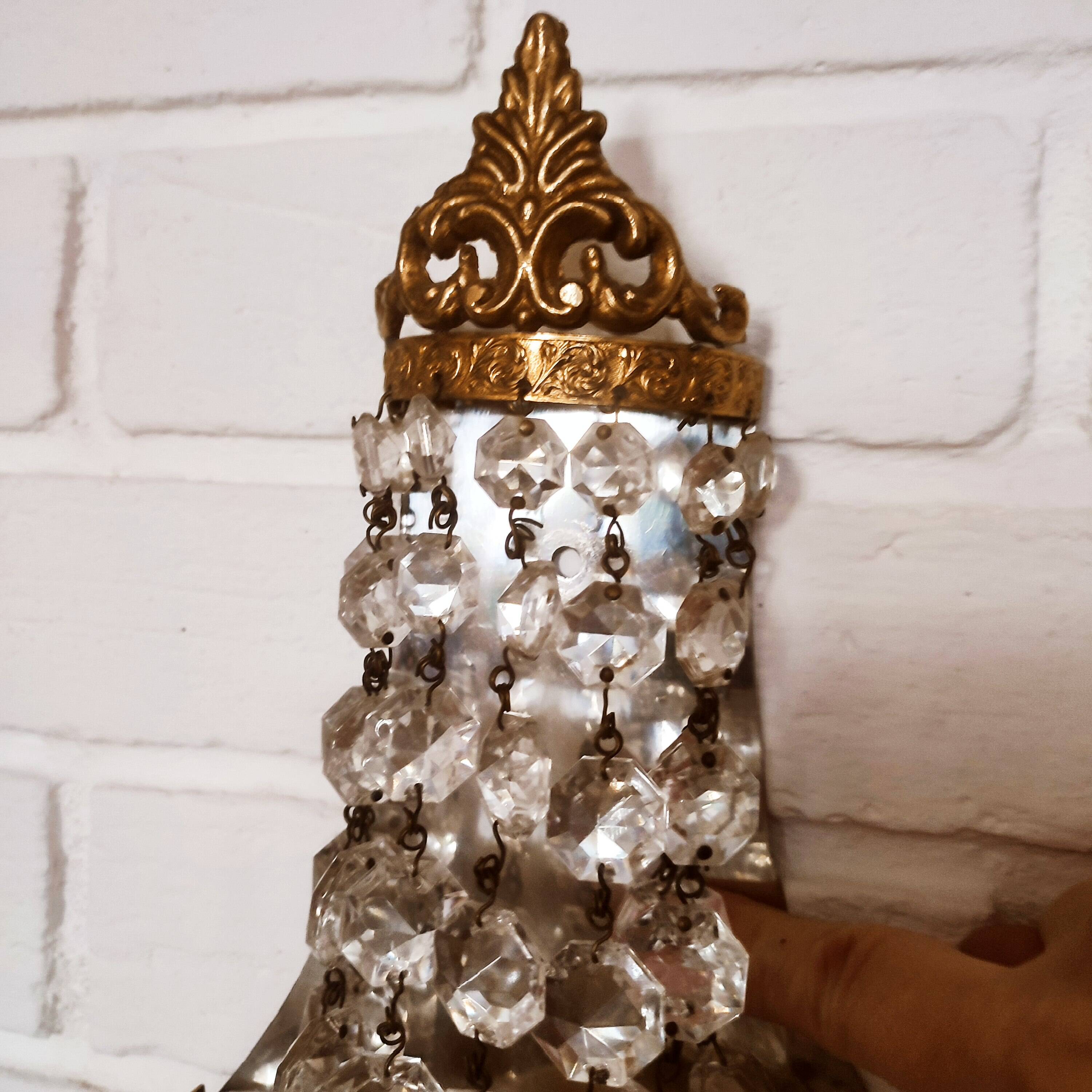 Hot air balloon wall light with tassels