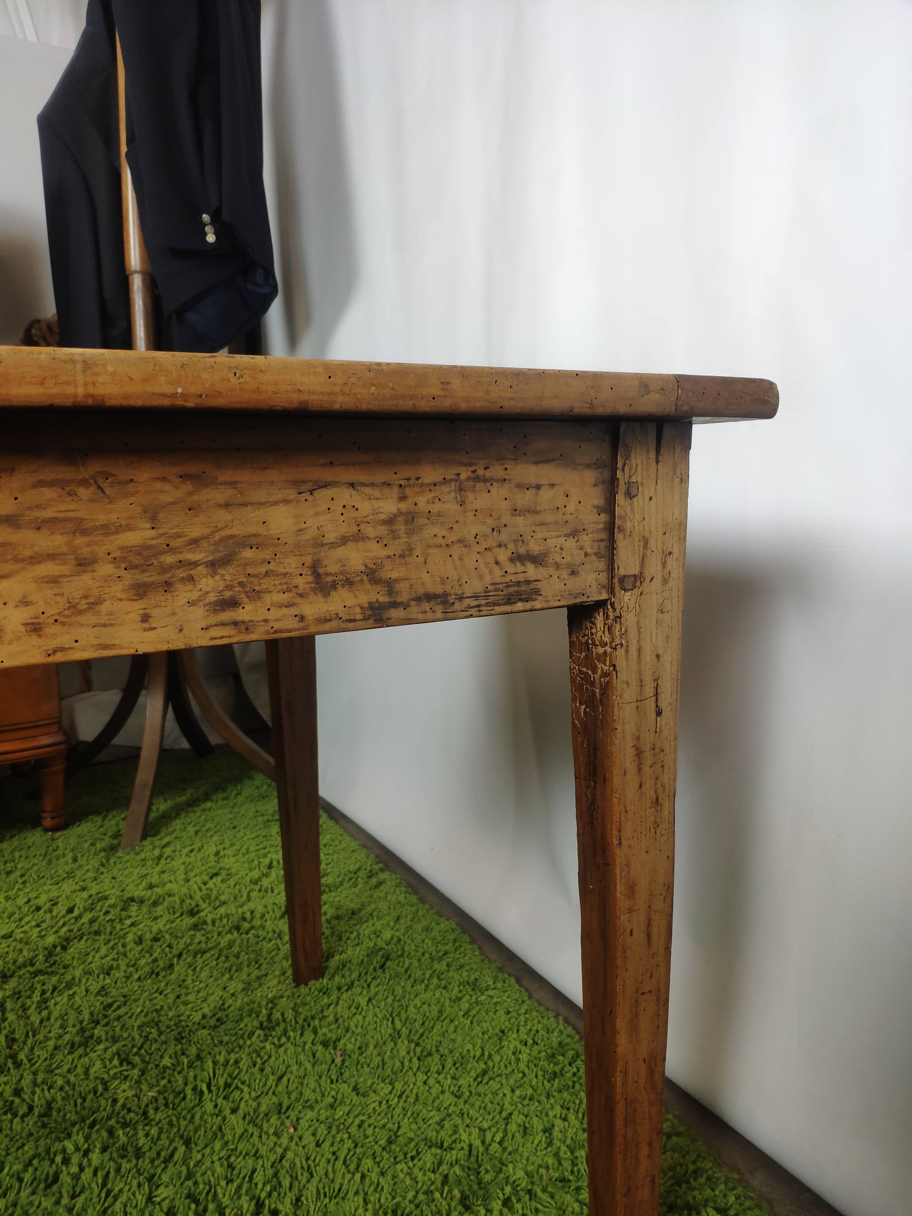 Light wood eating farm table