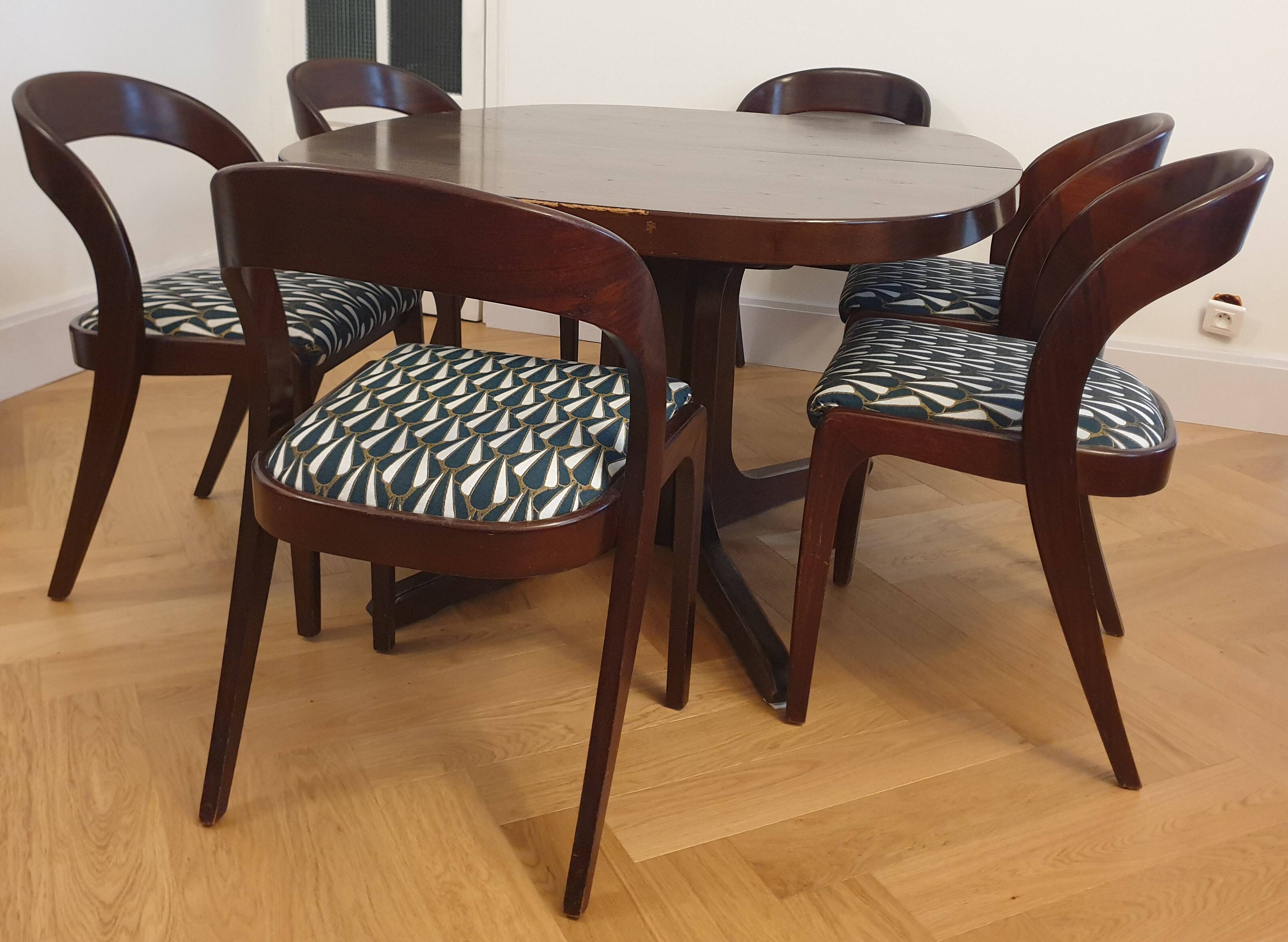 Table & 6 Baumann chairs model "gondole"