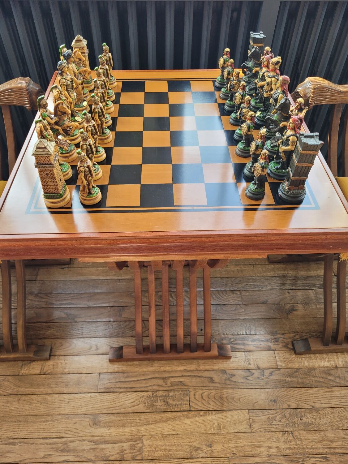 Set gaming tableacec armchairs Dagobert 1930
