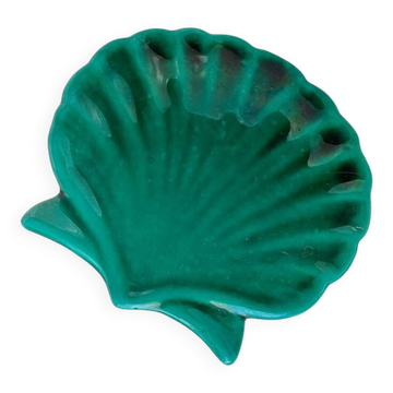 Vintage ceramic shell emptier