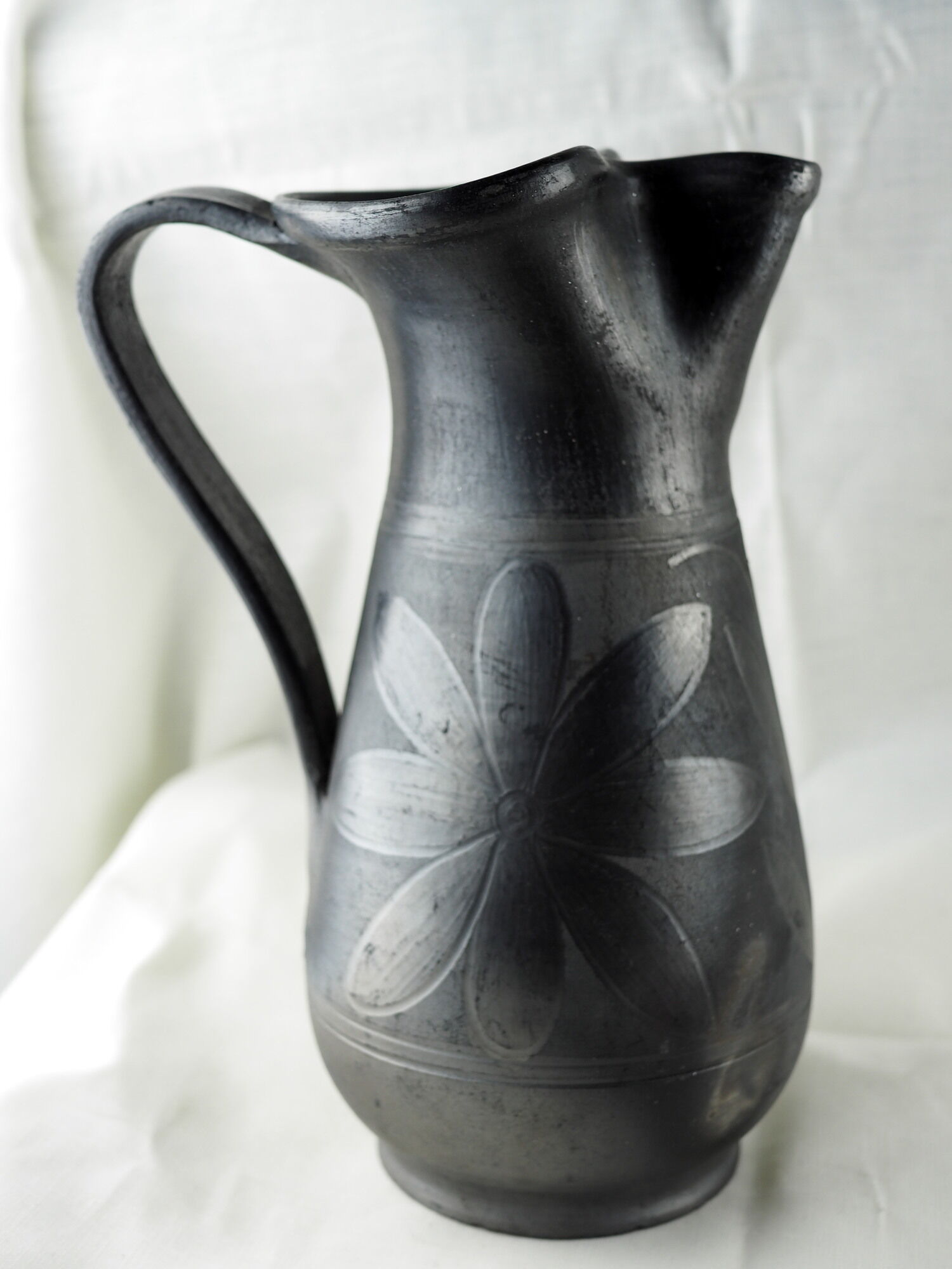 Stylized black pitcher - black pottery of Bisalhães - XXth