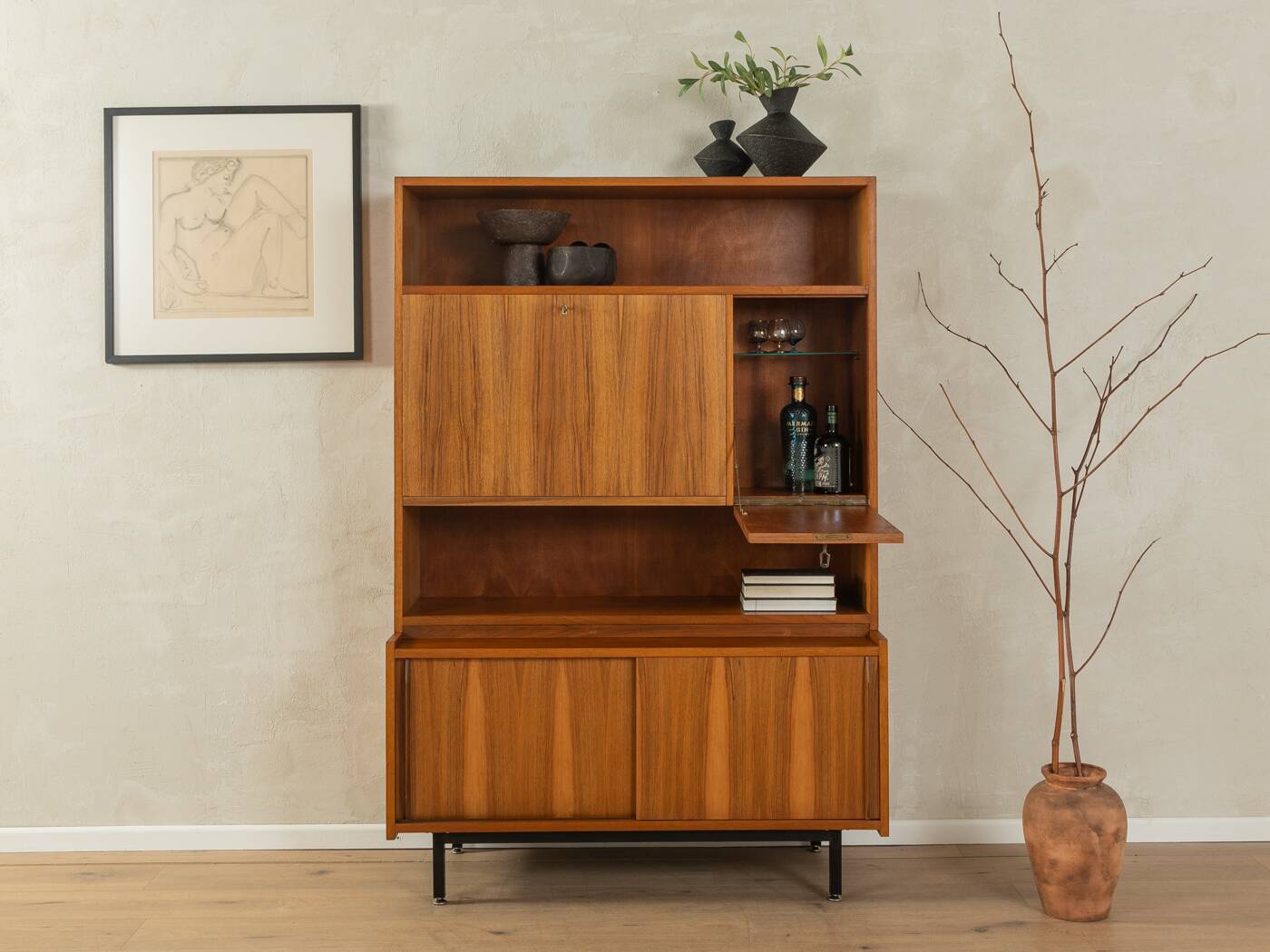 1960s Bureau, Secretary