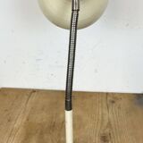 Beige industrial gooseneck table lamp, 1960s
