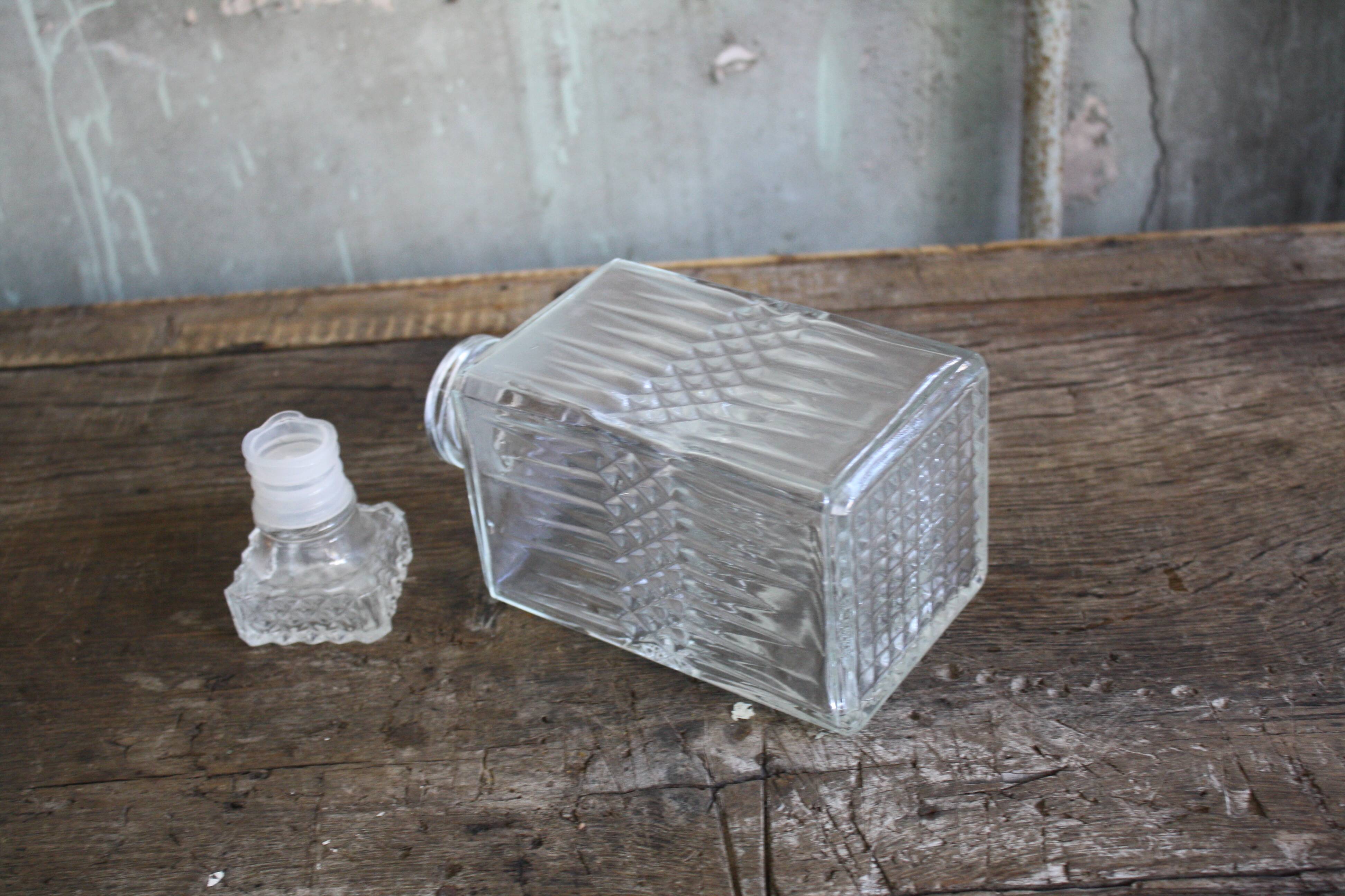 Striped glass whisky carafe