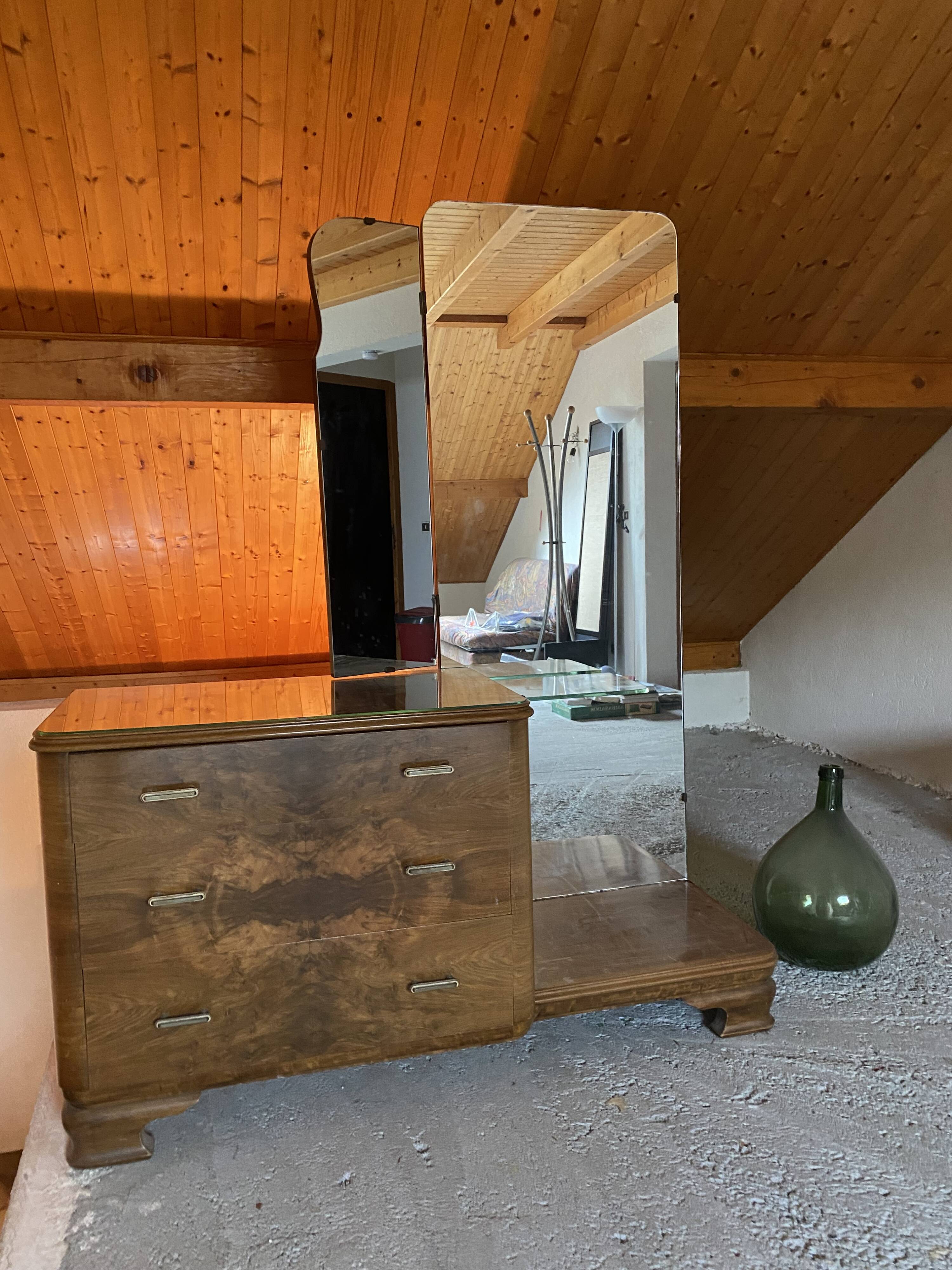 Art Deco mirrored chest of drawers
