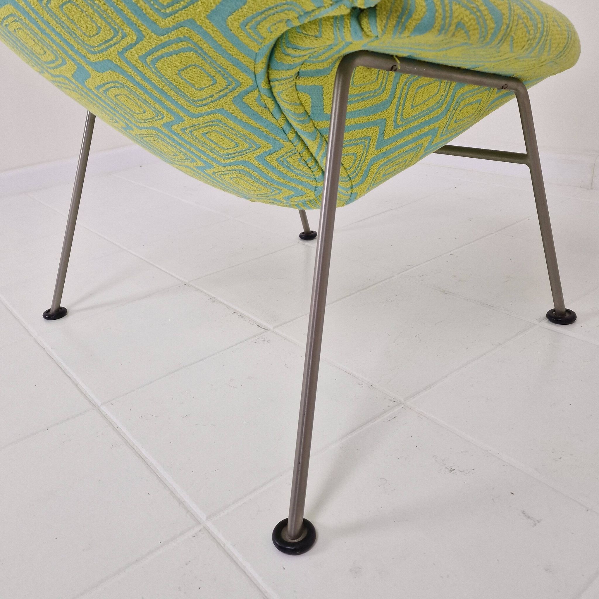 Mid-Century F555 Chair by Pierre Paulin for Artifort, 1980's