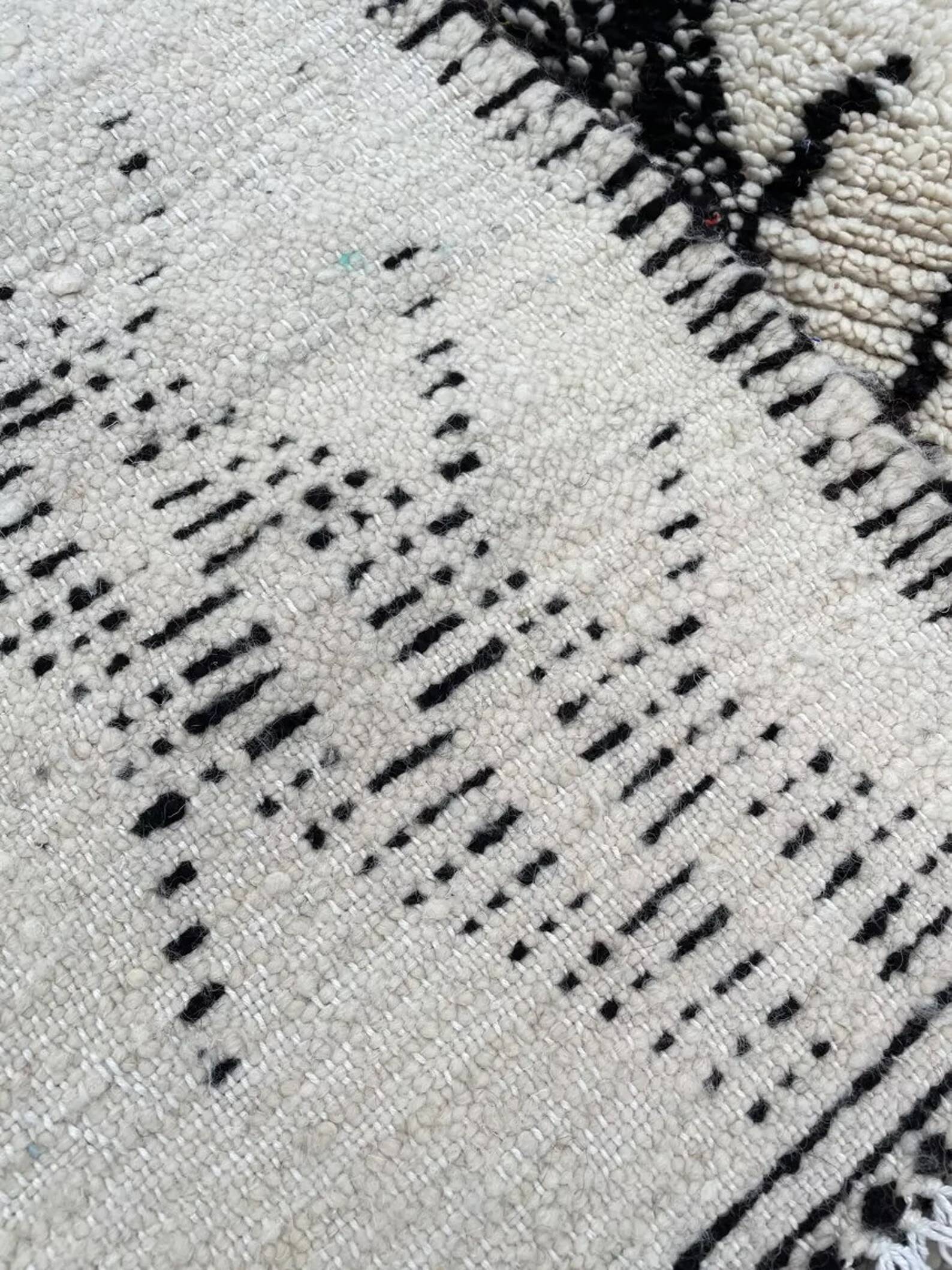 White Berber Beni Ourain wool rug 130x210 cm