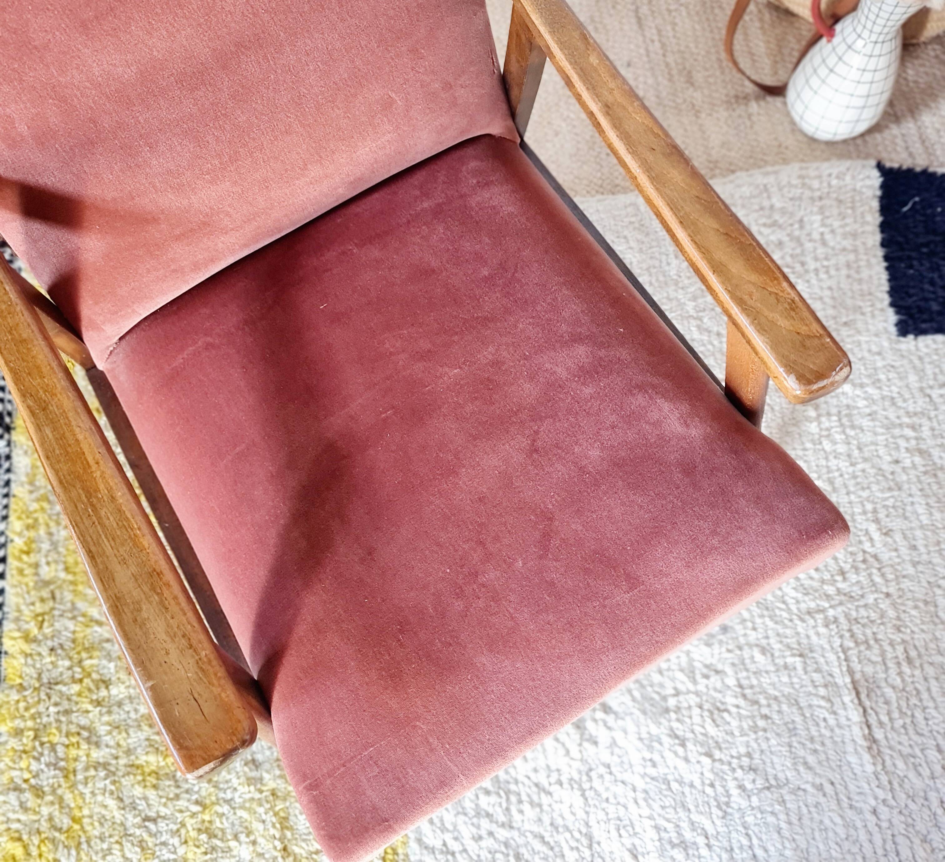 Vintage Scandinavian armchair from the 50s/60s – tapered legs, wood & velvet