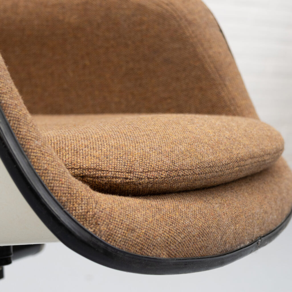 Eames Loose Cushion EC176 Chair Herman Miller 1970s