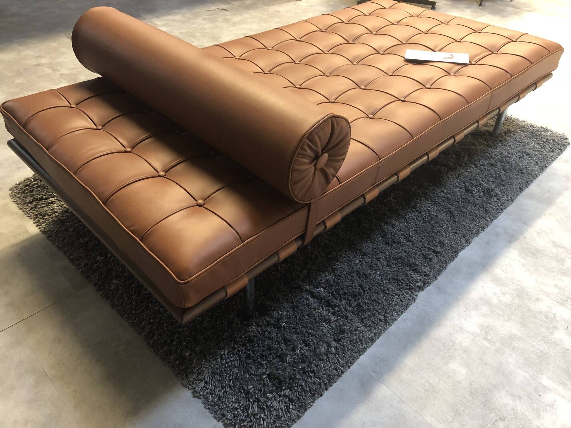 knoll daybed  cuir cognac
