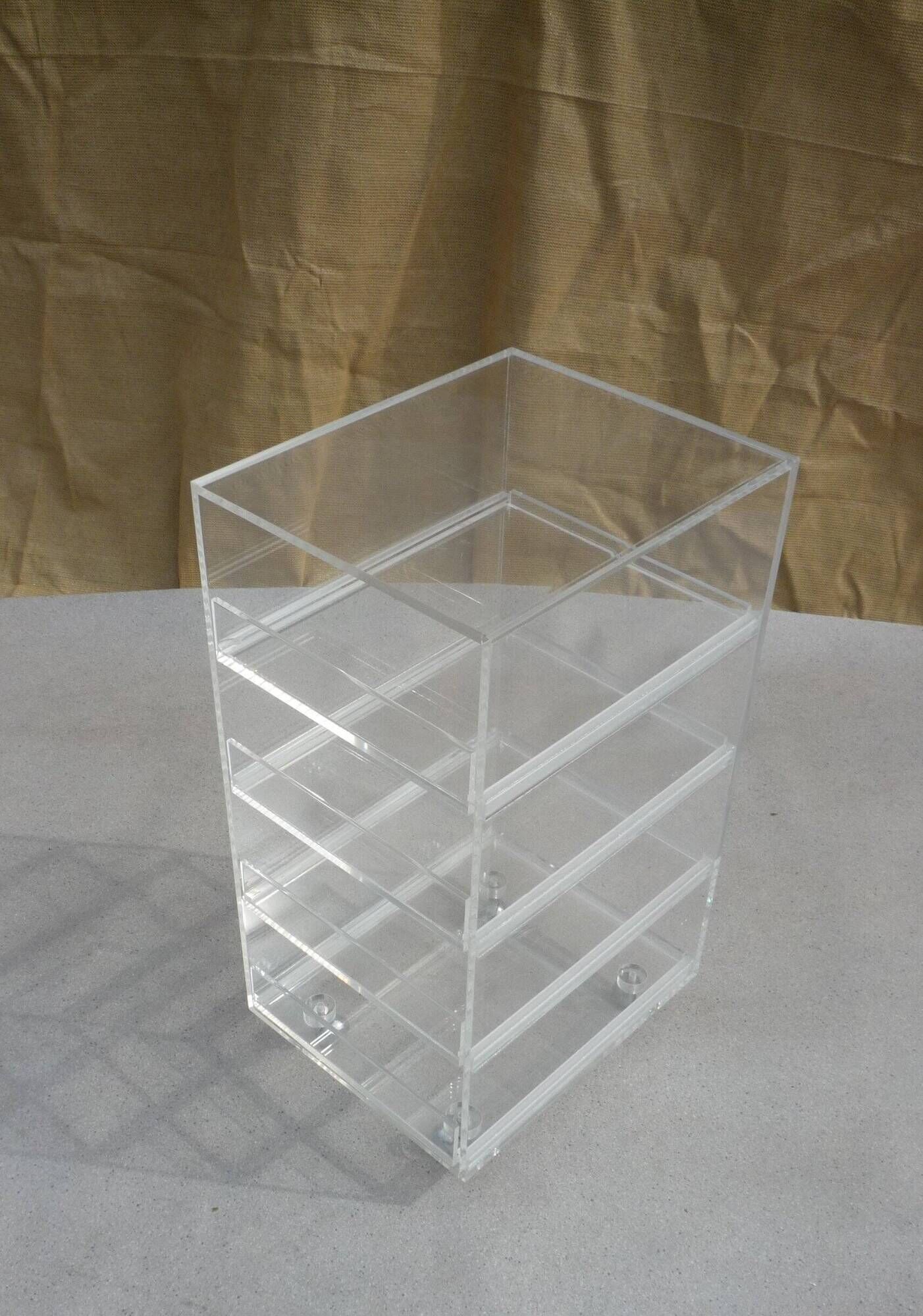 Rolling chest with plexiglass drawers