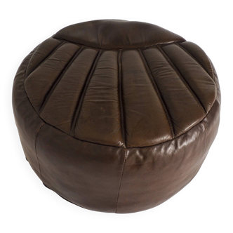 Vintage leather pouf