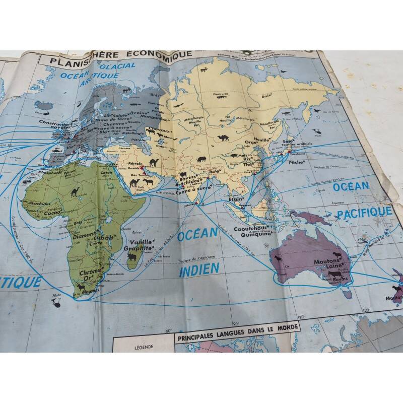Laminated world map by P. Serryn 1972