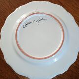 Plate Lallier in Moustiers